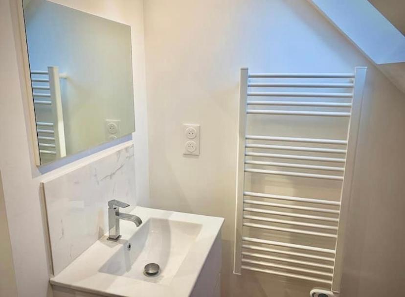 Appartement Renove Proche Gare Quimper Luaran gambar